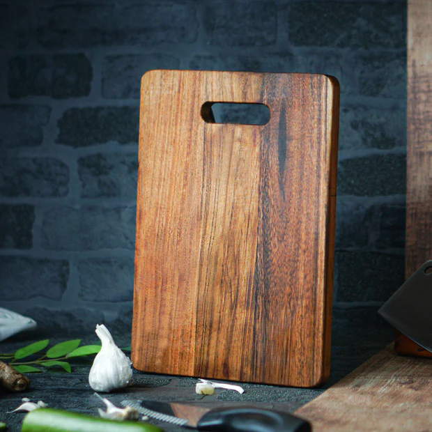 Lumber Park™ Premium Wooden Chopping Board – 12 Inch x 8 Inch - Image 4