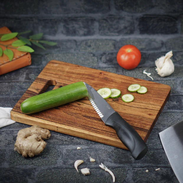 Lumber Park™ Premium Wooden Chopping Board – 12 Inch x 8 Inch - Image 3