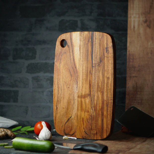 Lumber Park™ Premium Wooden Chopping Board – 13 Inch x 9 Inch - Image 3